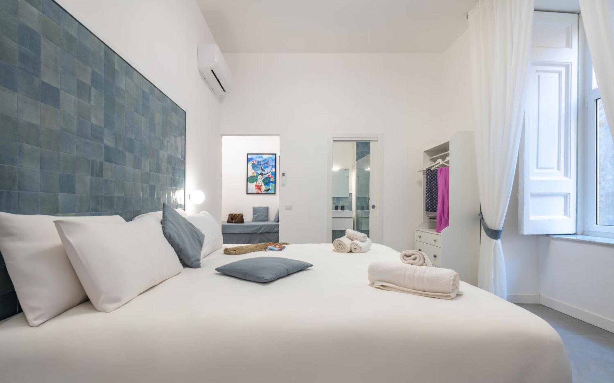 Vistavicolo Rooms เนเปิลส์ ภายนอก รูปภาพ